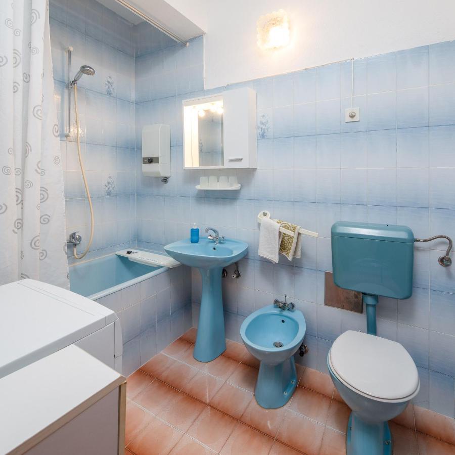 Apartments Near Beach Babic Split Extérieur photo